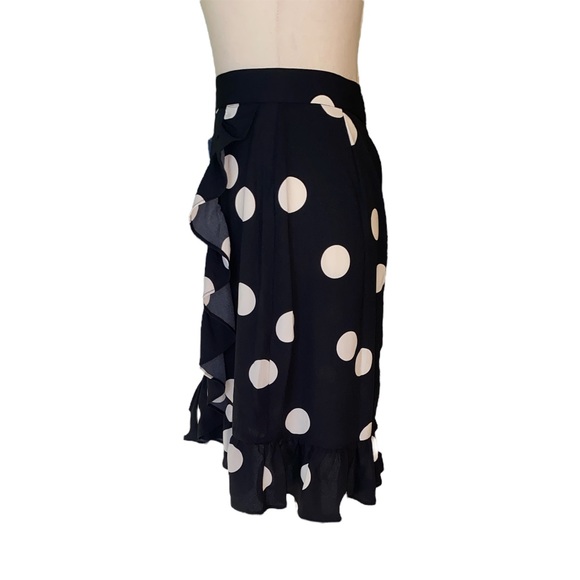 ModCloth It’s a Wrap Ruffled Black & White Polkadot Peplum Mini Skirt - 6 - Picture 6 of 15